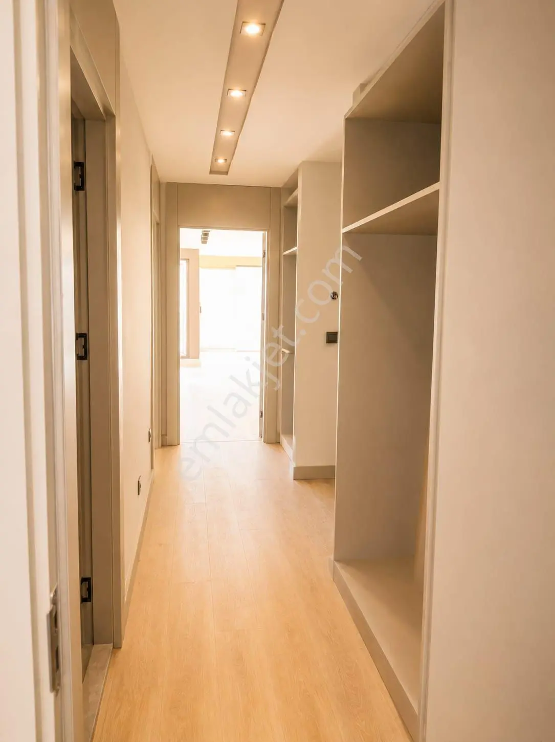 Yeşilbahçe Prestijli Konumda Yeni Bina 2+1 Satılık Daire - Görsel 3