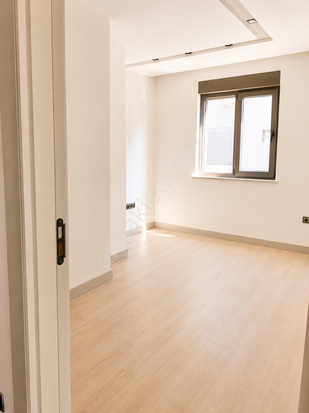 Yeşilbahçe Prestijli Konumda Yeni Bina 2+1 Satılık Daire - Görsel 11