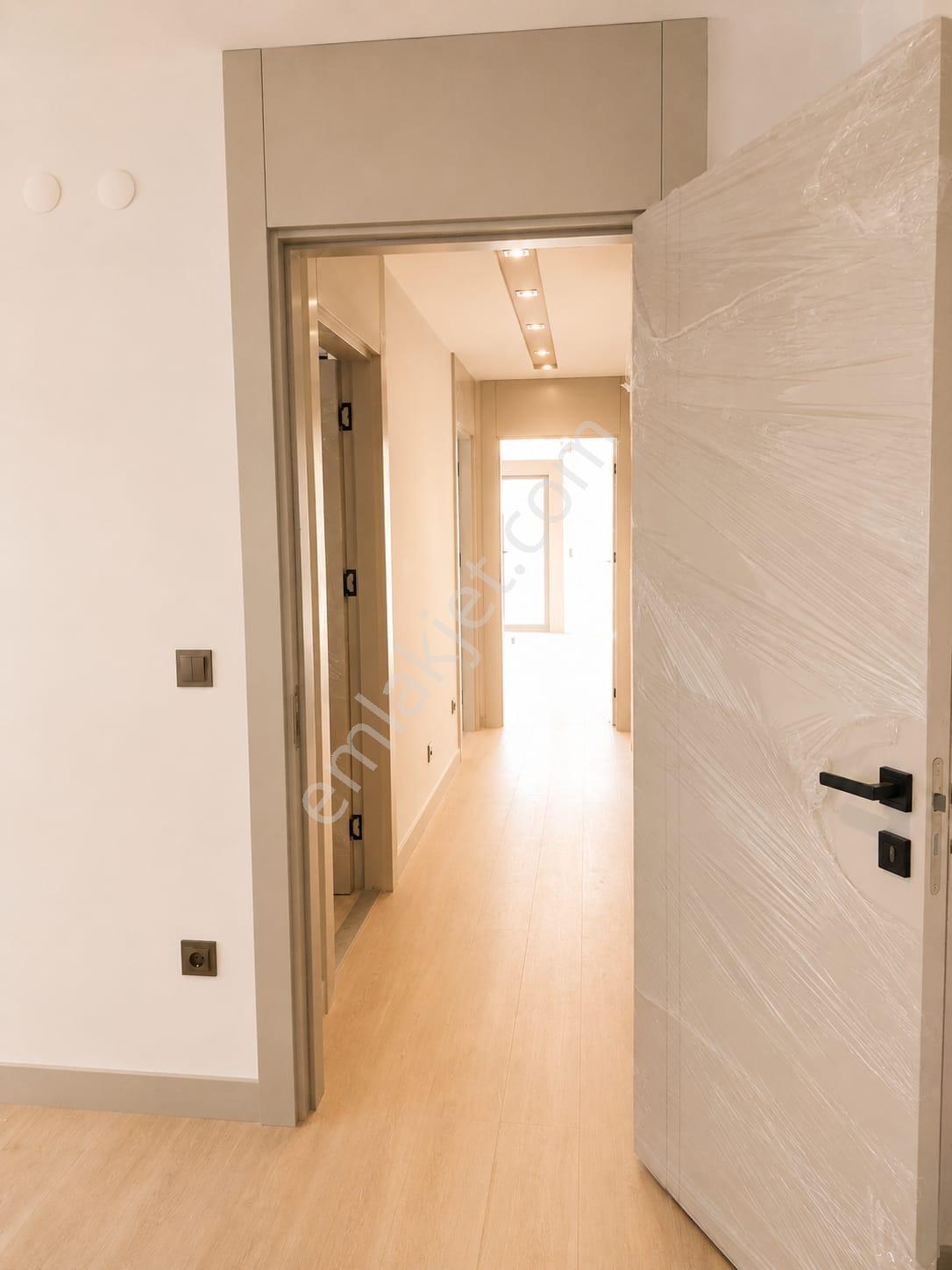 Yeşilbahçe Prestijli Konumda Yeni Bina 2+1 Satılık Daire - Görsel 13