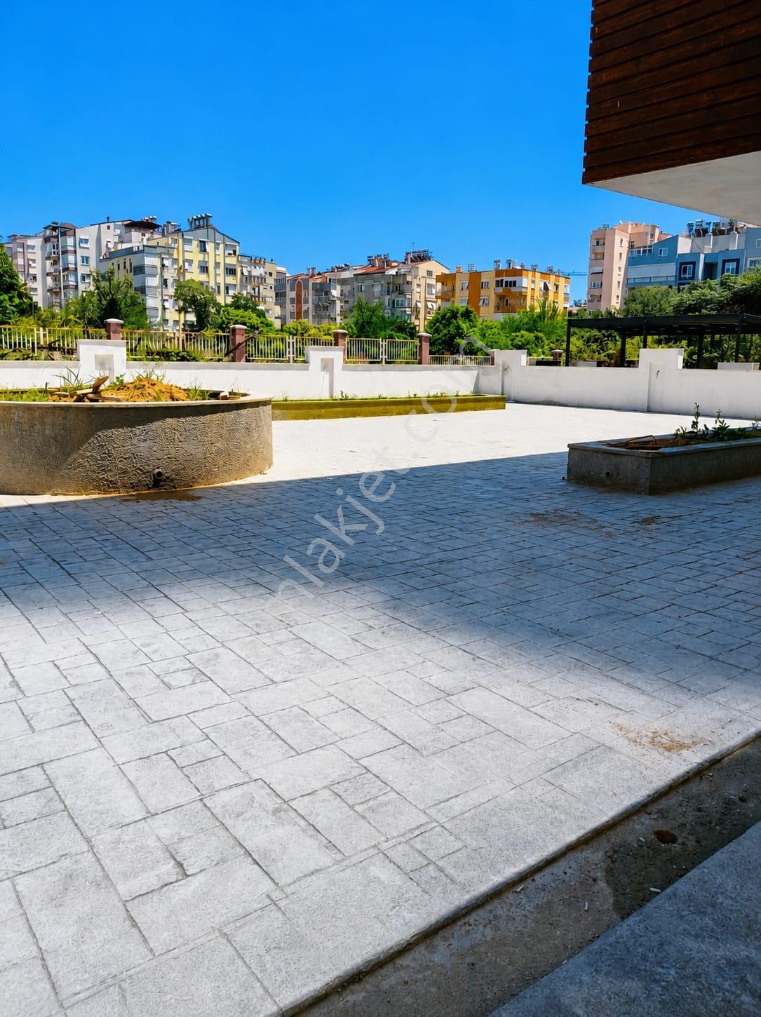 Yeşilbahçe Prestijli Konumda Yeni Bina 2+1 Satılık Daire - Görsel 17