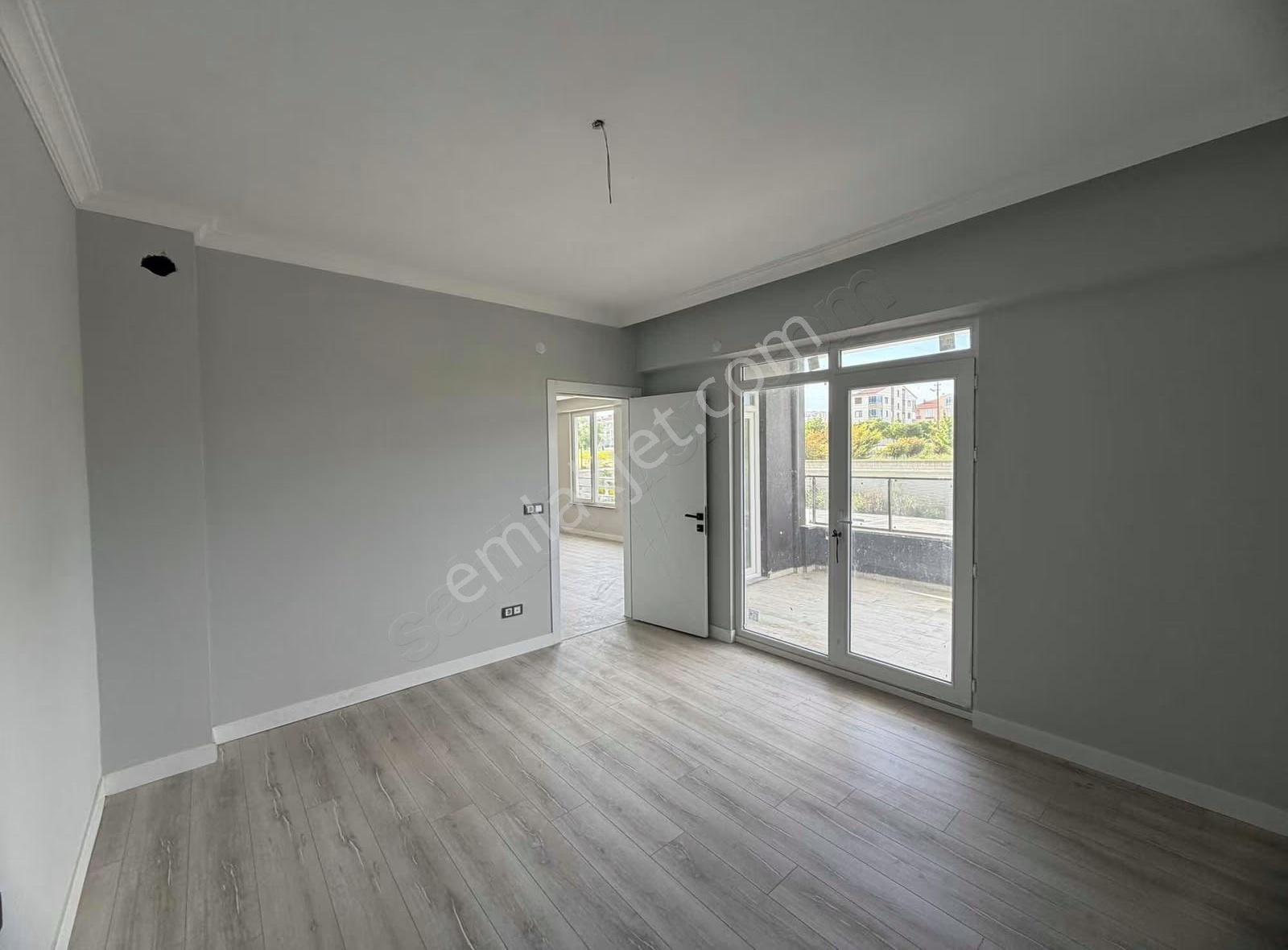 Geniş, Ferah, Şafak Caddesi Yakını 1+1 Kiralık Daire - Görsel 28