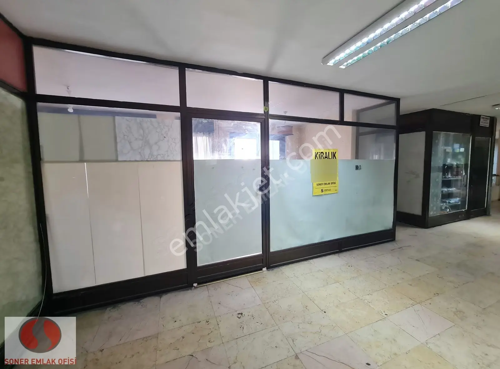 Kadıköy Aptıyolda Pasaj İçi Dükkan - Görsel 3