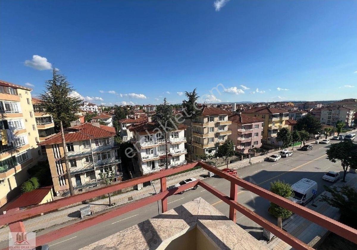 Kale Mahallesinde Cadde Üzerinde Muhteşem Çorum Manzaralı 3+1 Satılık Dairek Daire - Görsel 21
