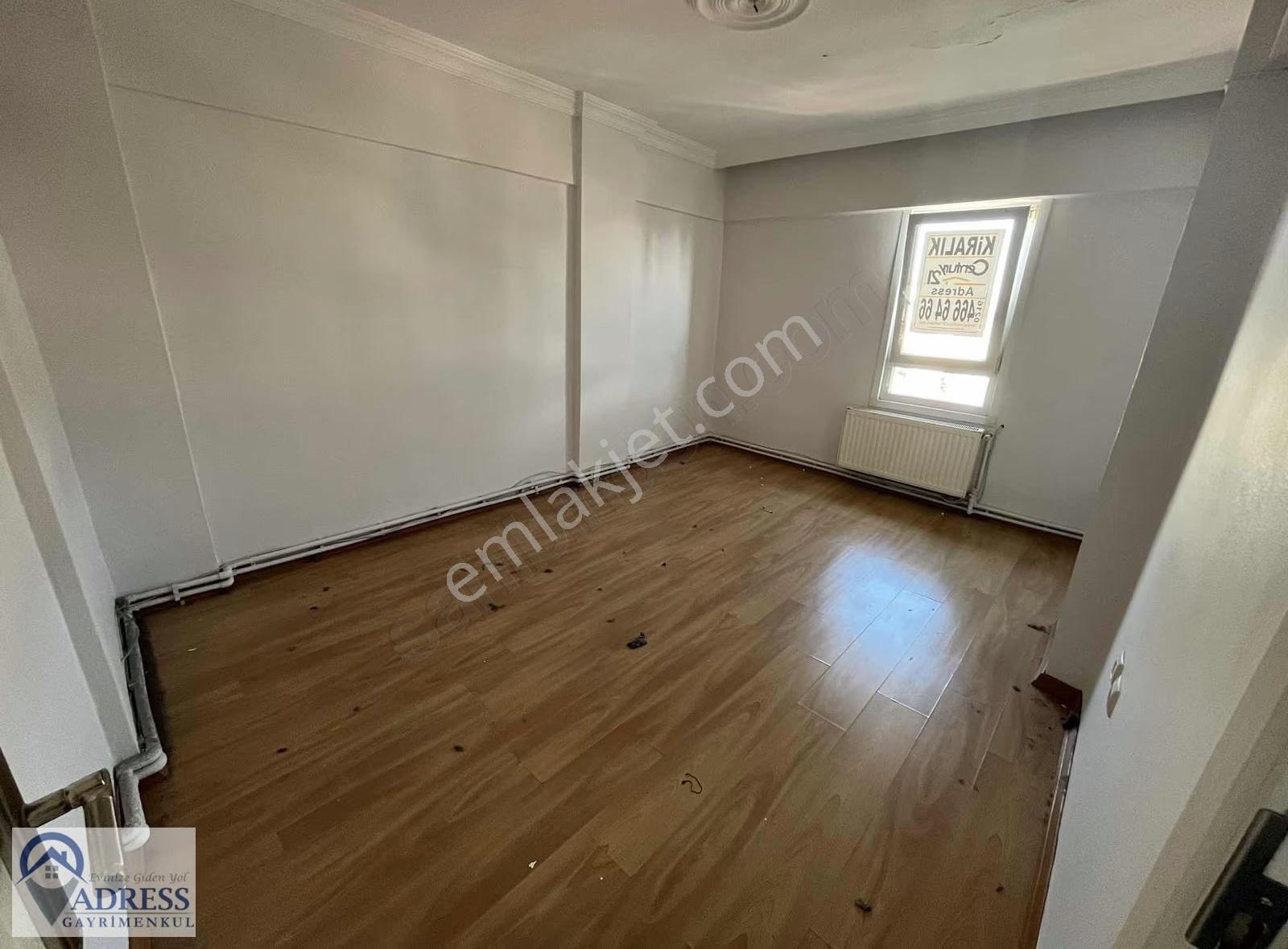 Atakent Mahallesin De Merkezi Lokasyon Da Kiralık 3+1 Daire - Görsel 9