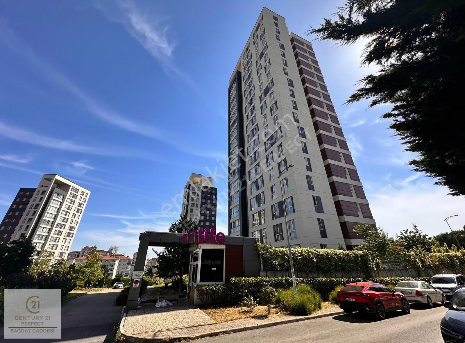 Ataşehir İnlife Sitesi Az Katlı B Blokta 3,5+1 Fırsat Kaçırmayın
