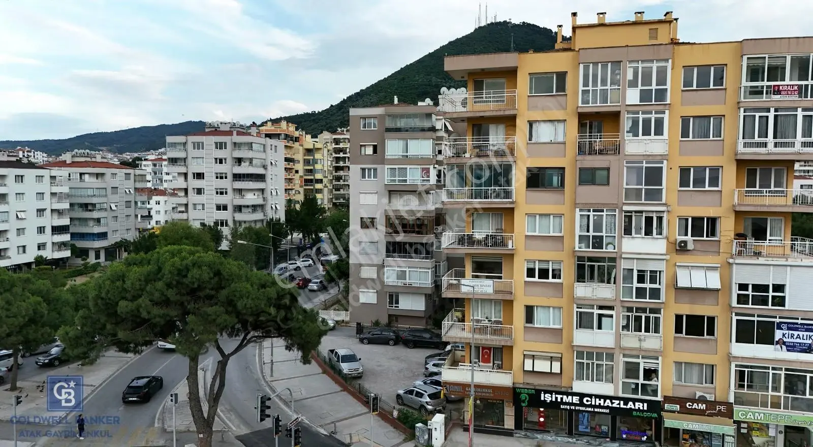 Eşsiz Konumu Ve Noktaya Yakın Kiralık 3+1 - Görsel 3