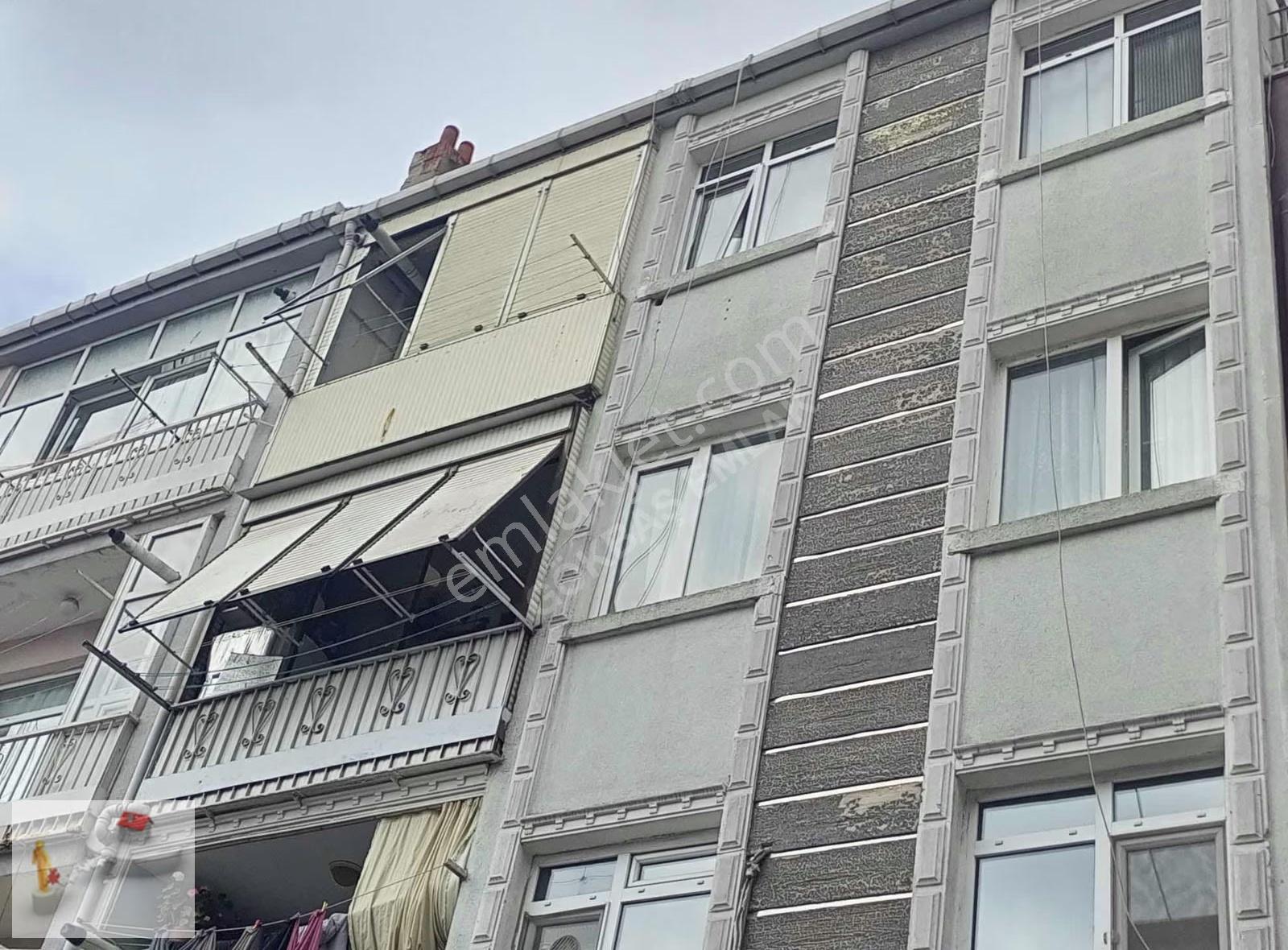 Gökbaş Emlaktan Vatan Cd.üstü Satılık 2+1yatırımlık Arakat Daire - Görsel 10