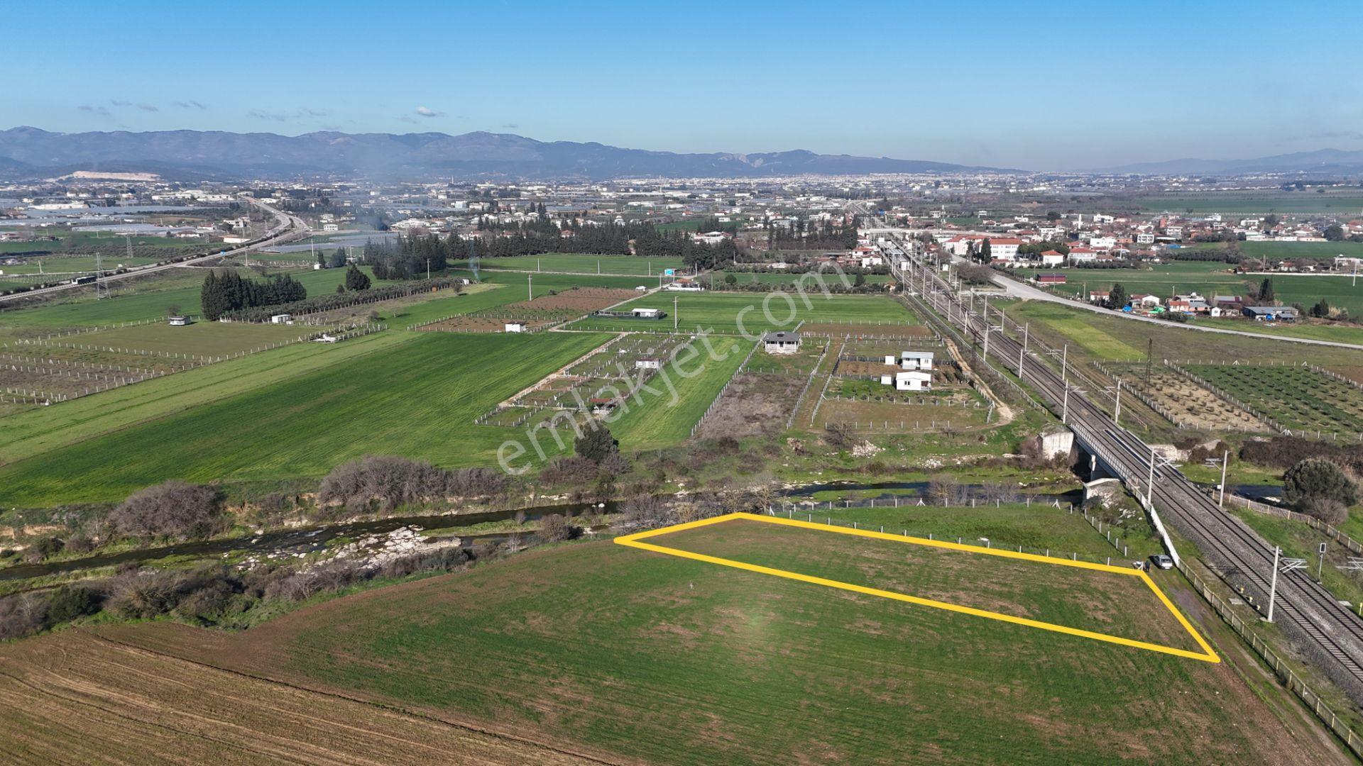 İzmir Menderes Develide 1805 M2 Hisse Tapulu Taksimli Yolu Var - Görsel 3