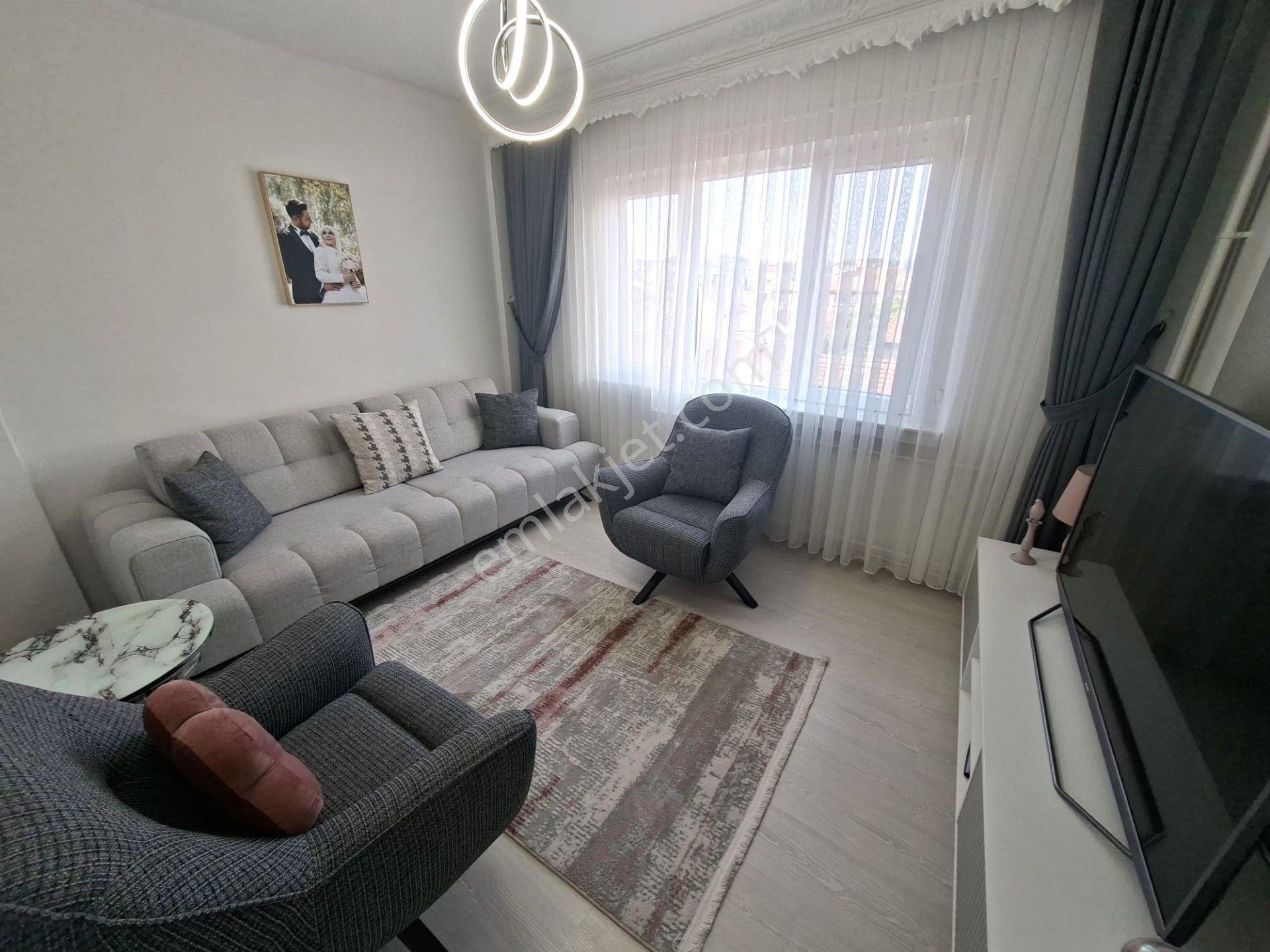Recep Ümit'ten Sivrihisar 1 Caddesinde İçi Komple Yenilenmiş Satılık Asansörlü Ara Kat 3+1 Daire - Görsel 24