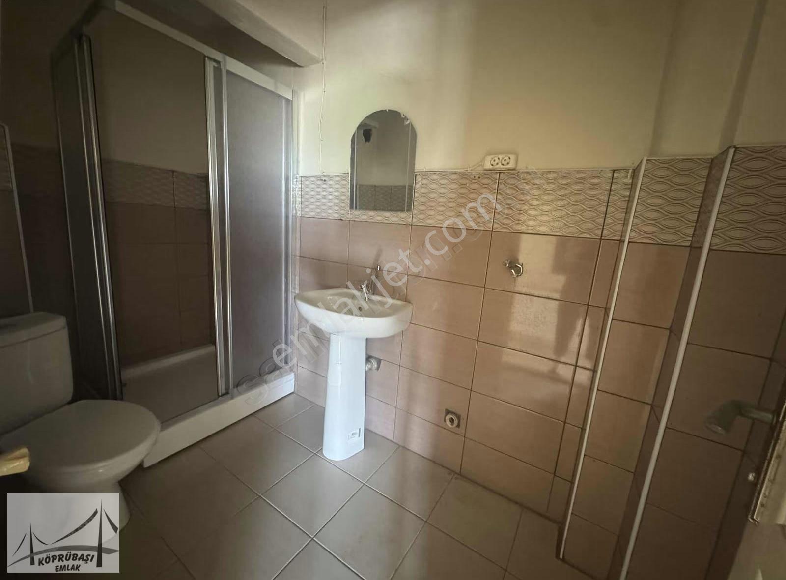 Köprübaşı Emlak'tan Çarşı Merkezinde Kiralık Daire - Görsel 9