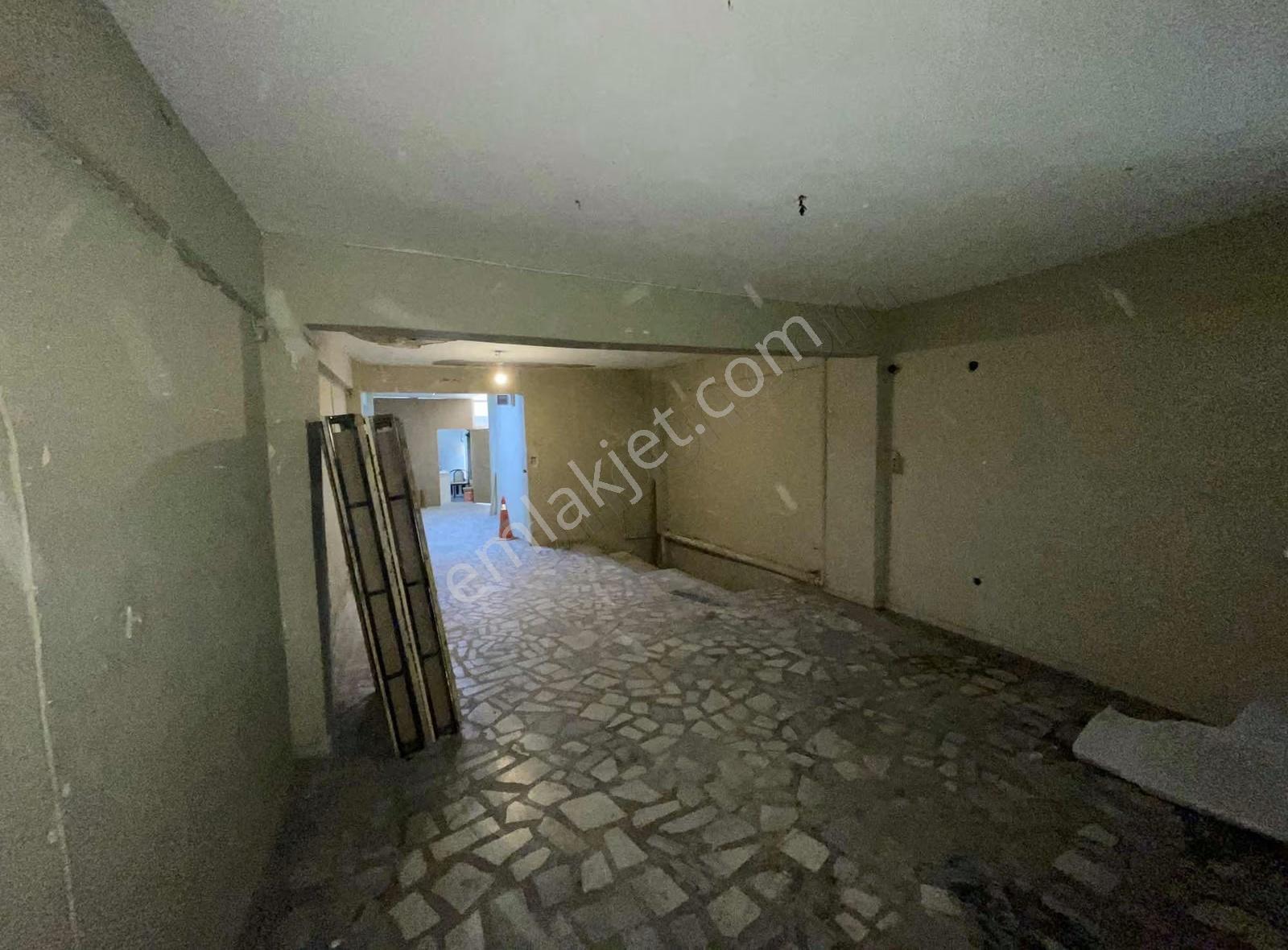 Bayrampaşa Altıntepsi Filiz Sokakta Kiralık 180 M² İş Yeri ! - Görsel 12