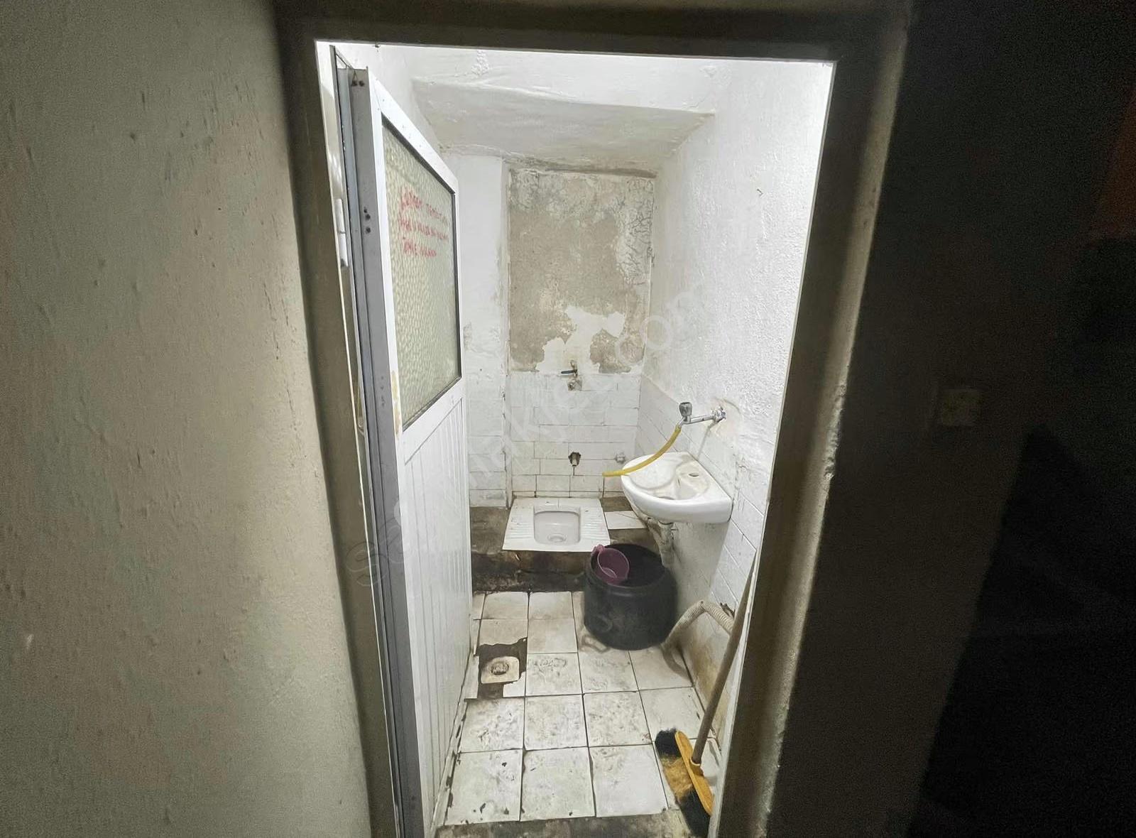 Bayrampaşa Altıntepsi Filiz Sokakta Kiralık 180 M² İş Yeri ! - Görsel 10