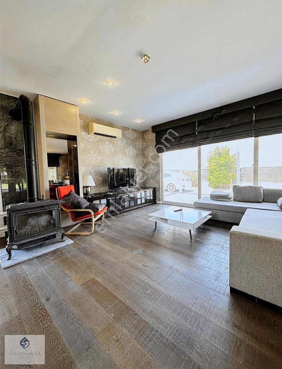 Muratpaşa Lara Güzelbağ'da Eşyalı Kiralık 4+1 Müstakil Villa - Görsel 17