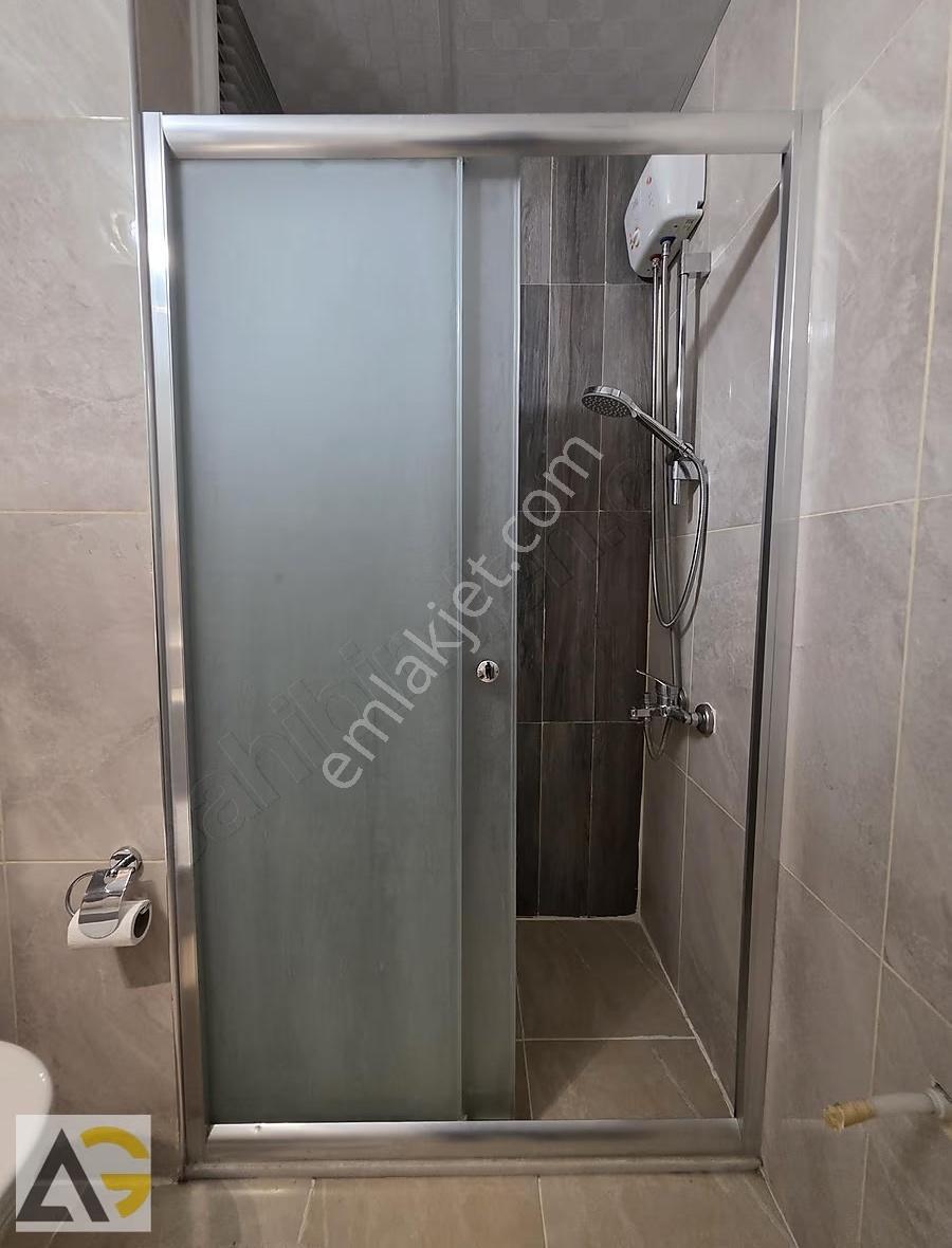 Auradan Üniversite Caddesinde Eşyalı Satılık 1+1 Daire - Görsel 14
