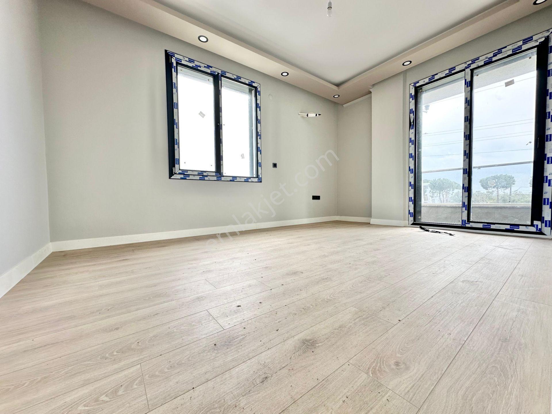 ꧁ay Emlaktan꧂küçükkuyu'da Denize Sadece 50 Metre Yüzme Havuzlu 3+1 Müstakil Villa - Görsel 22