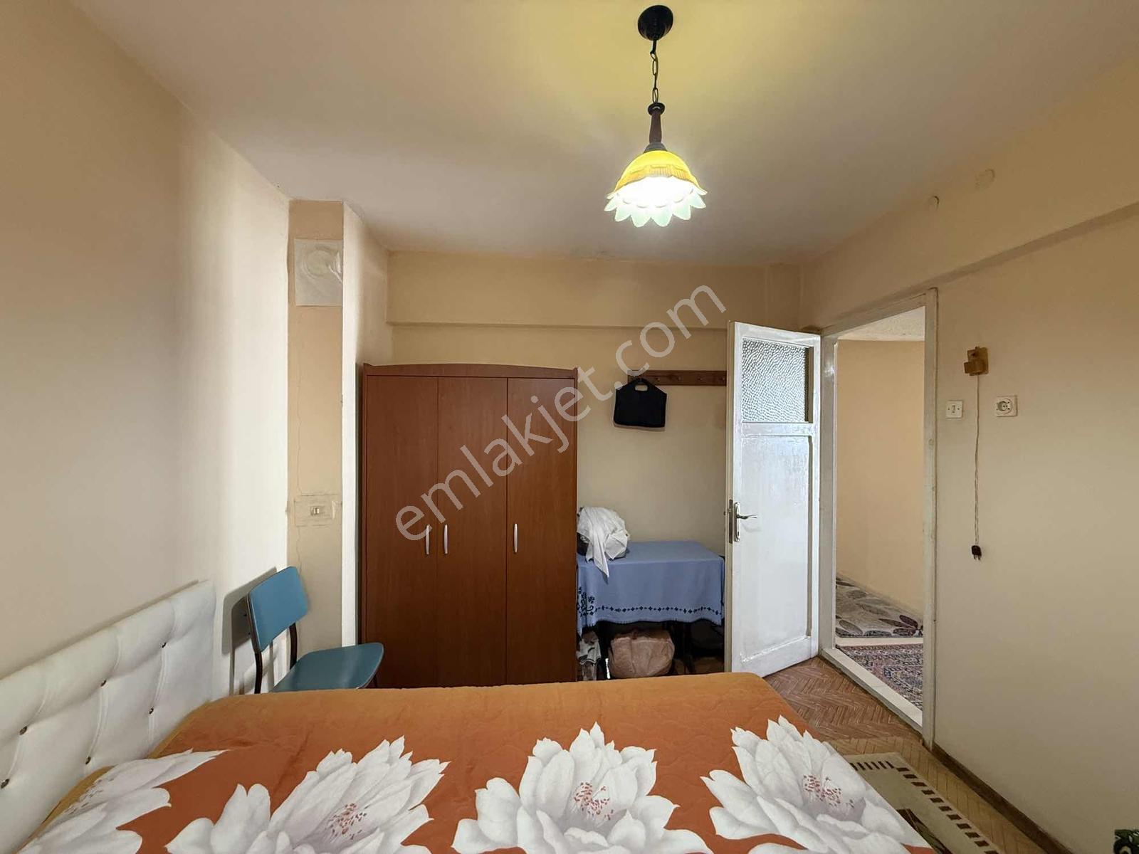 Remax Pın'den Gırne Mh'de Merkezı Konumlu Genış 3+1 Satılık - Görsel 24
