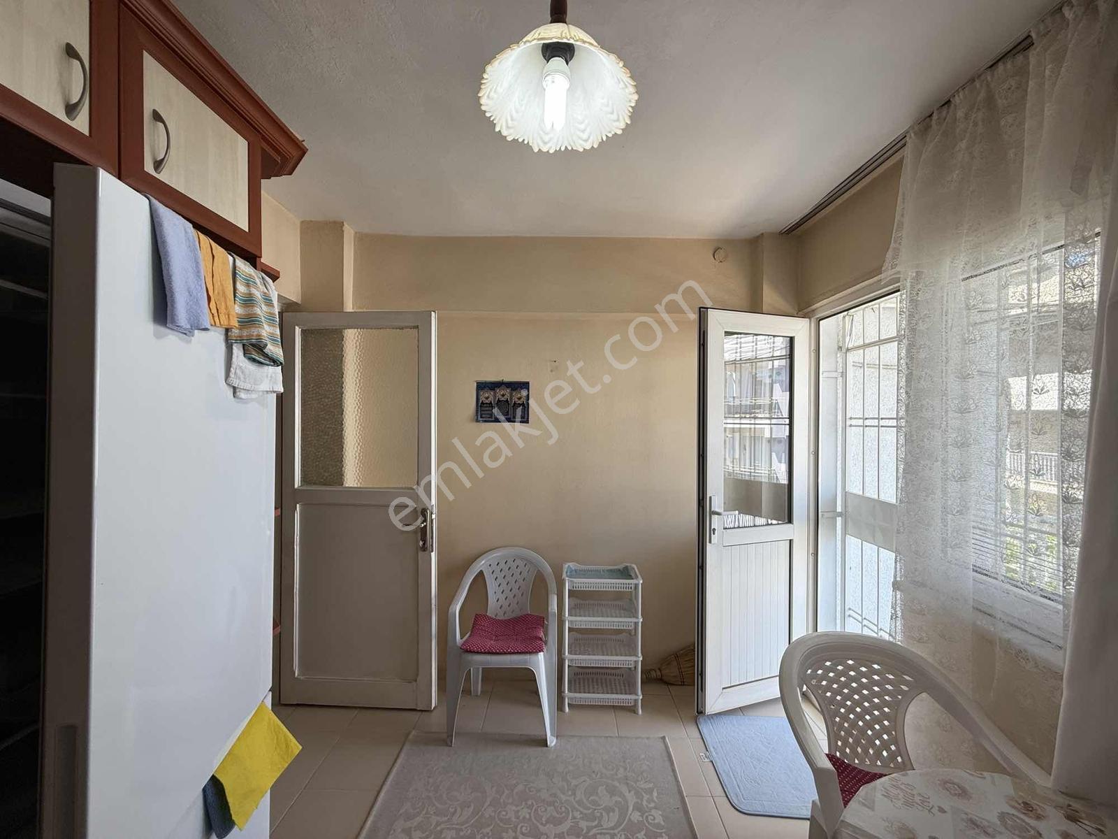 Remax Pın'den Gırne Mh'de Merkezı Konumlu Genış 3+1 Satılık - Görsel 8