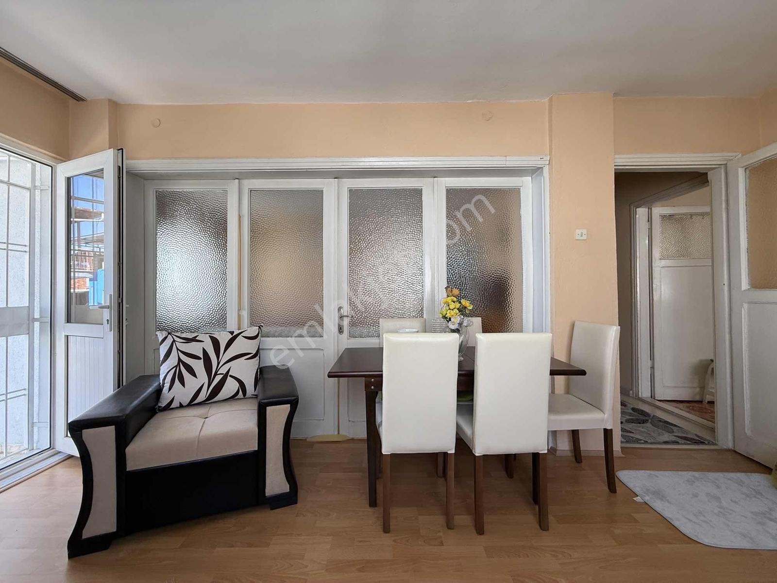 Remax Pın'den Gırne Mh'de Merkezı Konumlu Genış 3+1 Satılık - Görsel 15