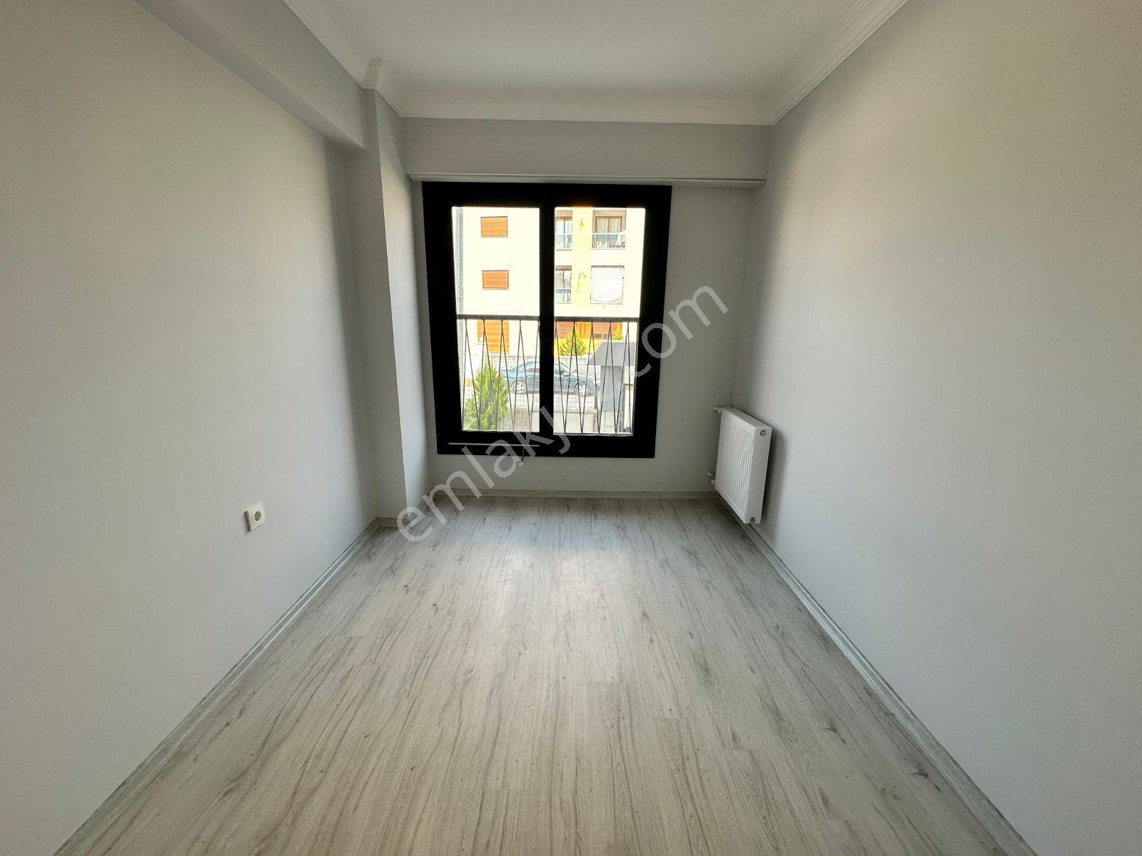 Torbalıda Loca Sitesi Yanı Kiralık Daire - Görsel 13