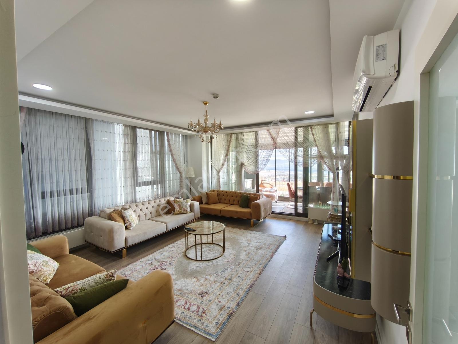 İncel Loft Satılık Eşyalı 4.5+1 Kup10 Daire - Görsel 3