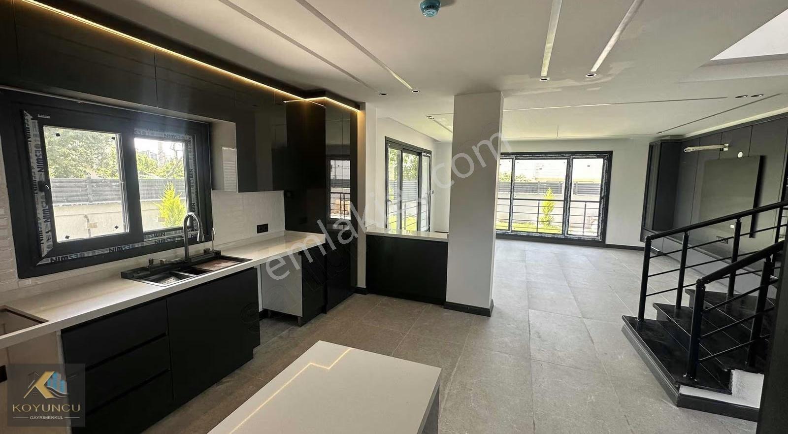 ^^koyuncu Gyrm^^yeniçiftlikte Merkezi Konumda 3+1 Ultra Lüx Vill - Görsel 24