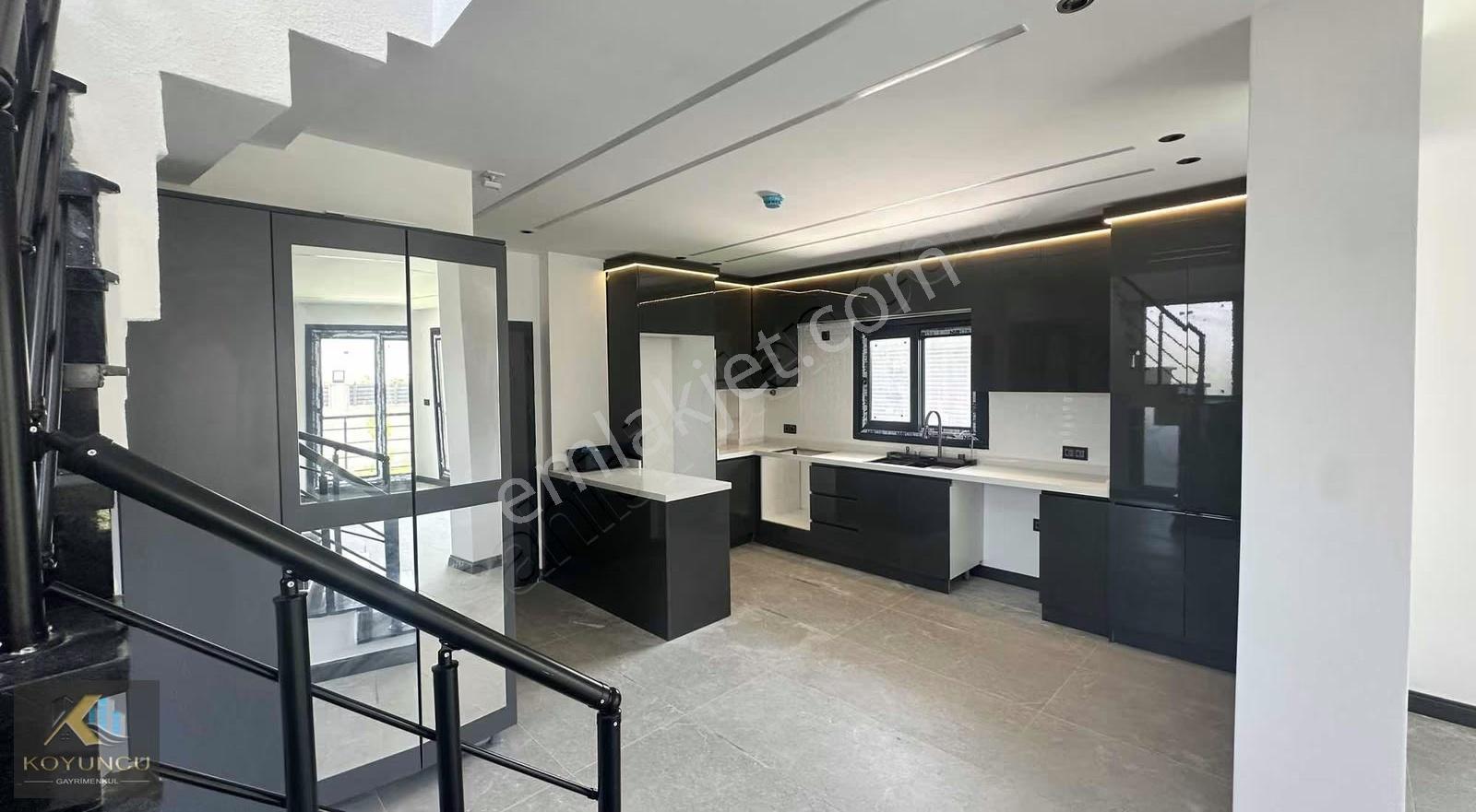 ^^koyuncu Gyrm^^yeniçiftlikte Merkezi Konumda 3+1 Ultra Lüx Vill - Görsel 20