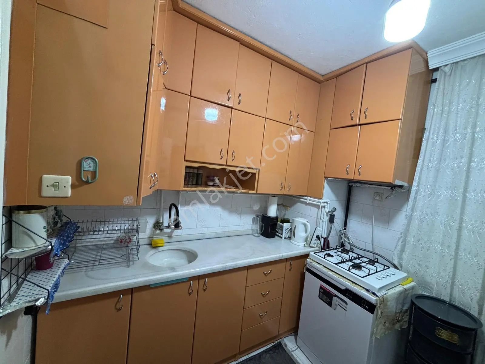 Akçay Emlak'tan Akşehir Yıldırım İlkokulu Civarında Bakımlı Ara Kat Satılık 2+1 Daire - Görsel 11