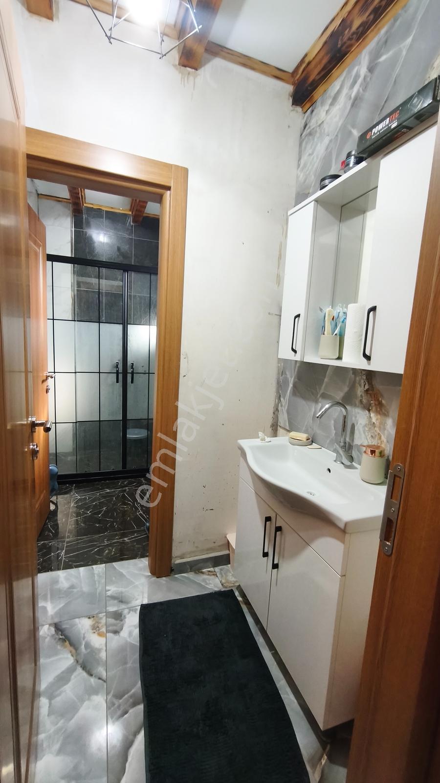 Acil !!! Doğal Taş Mimarıyla Benzersiz Satılık Villa - Görsel 17