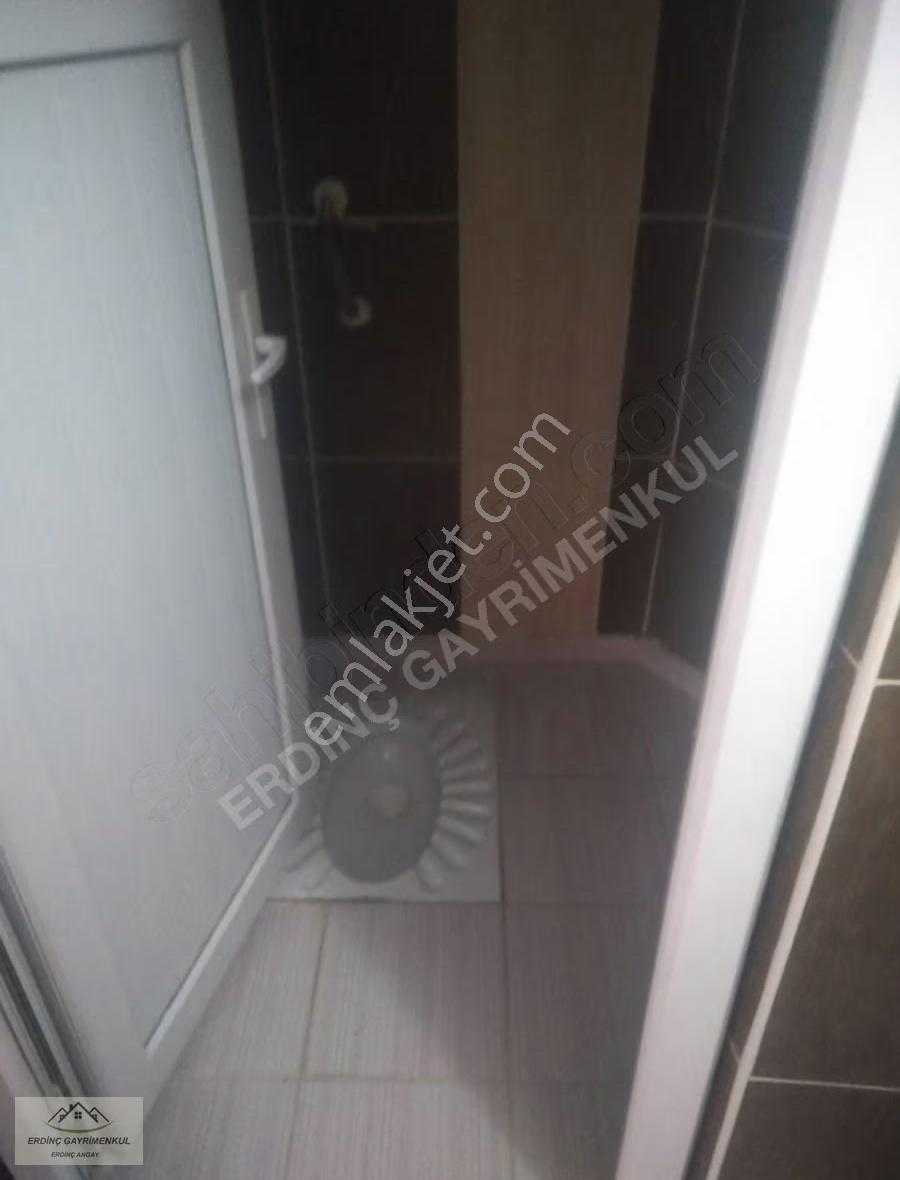 Vergi Dairesinin Arkasında Kiralık Daire - Görsel 11