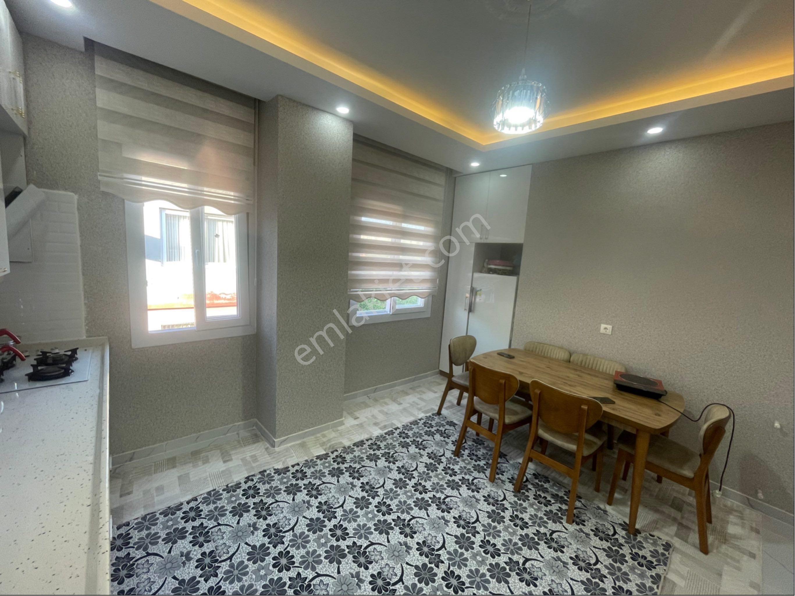 Güzelevler Mah Acil Satlık İki Katlı Müstakil Ev - Görsel 7