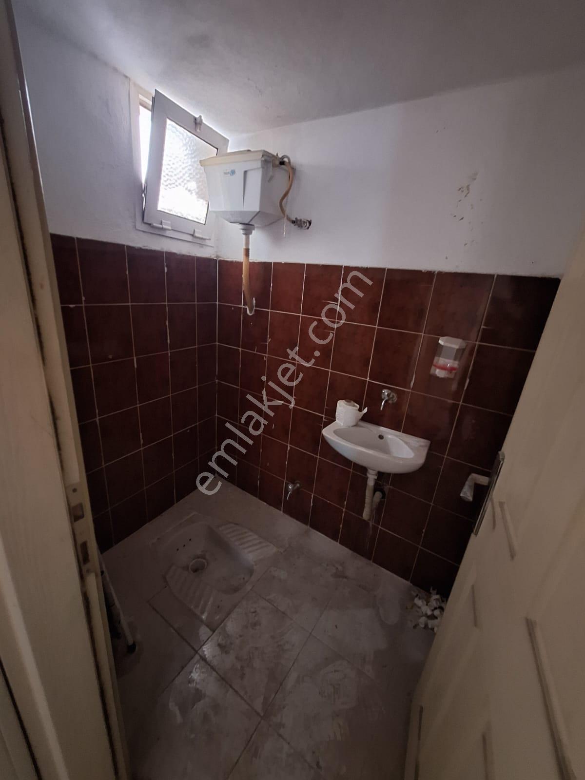Buca Hasanağa Bahçesi Yakını Adatepe Mah.de 2+1 95m2 D.gazlı Kiralık Daire - Görsel 23