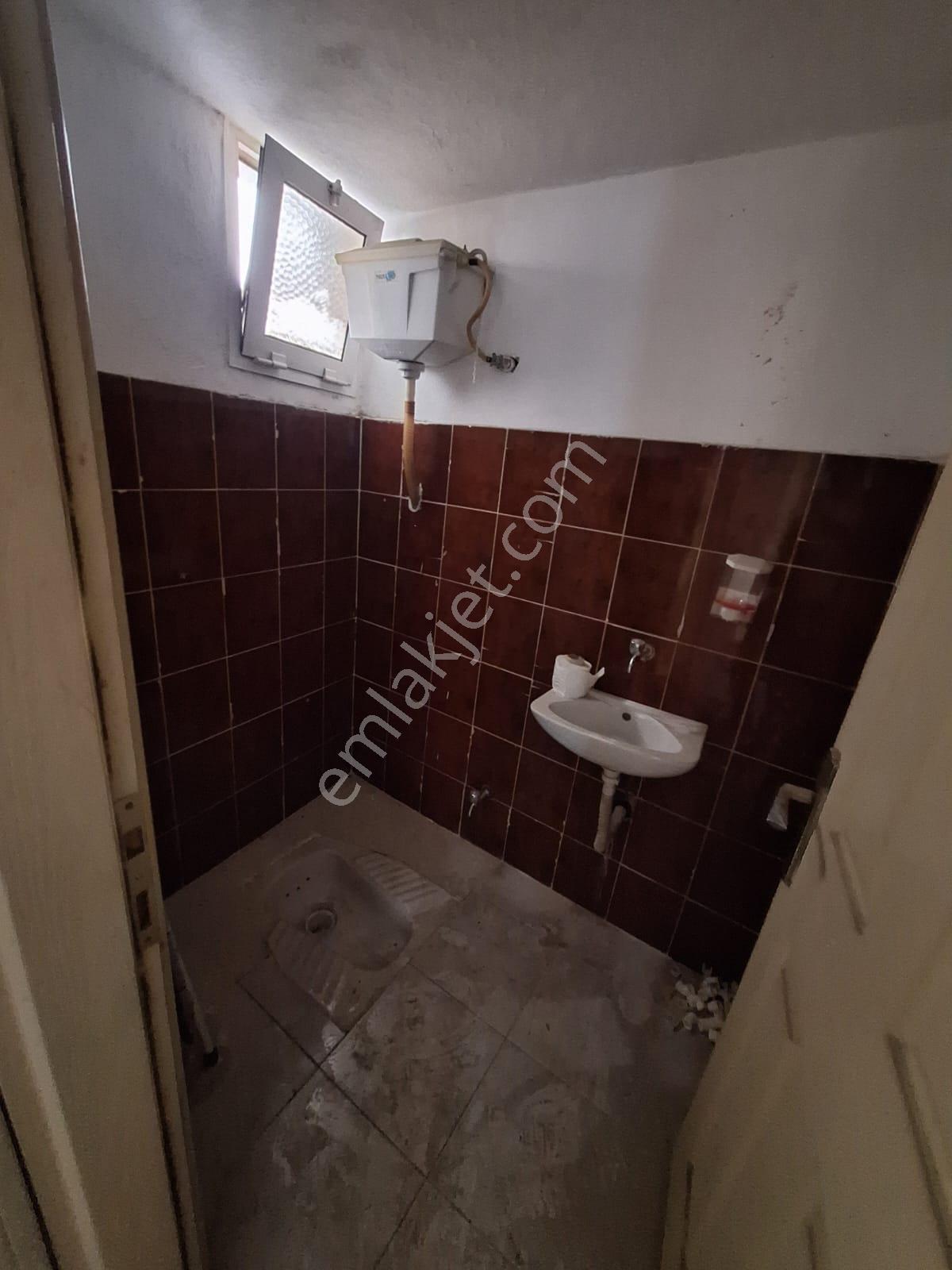 Buca Hasanağa Bahçesi Yakını Adatepe Mah.de 2+1 95m2 D.gazlı Kiralık Daire - Görsel 21