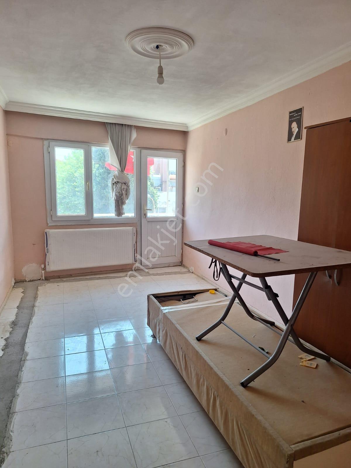 Buca Hasanağa Bahçesi Yakını Adatepe Mah.de 2+1 95m2 D.gazlı Kiralık Daire - Görsel 9