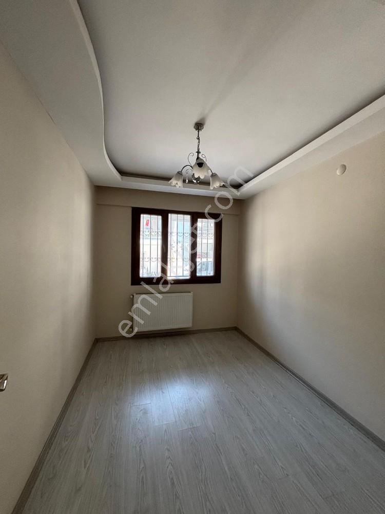 İzban Yakını Ebeveyn Banyolu 3+1 Kiralık Daire - Görsel 12