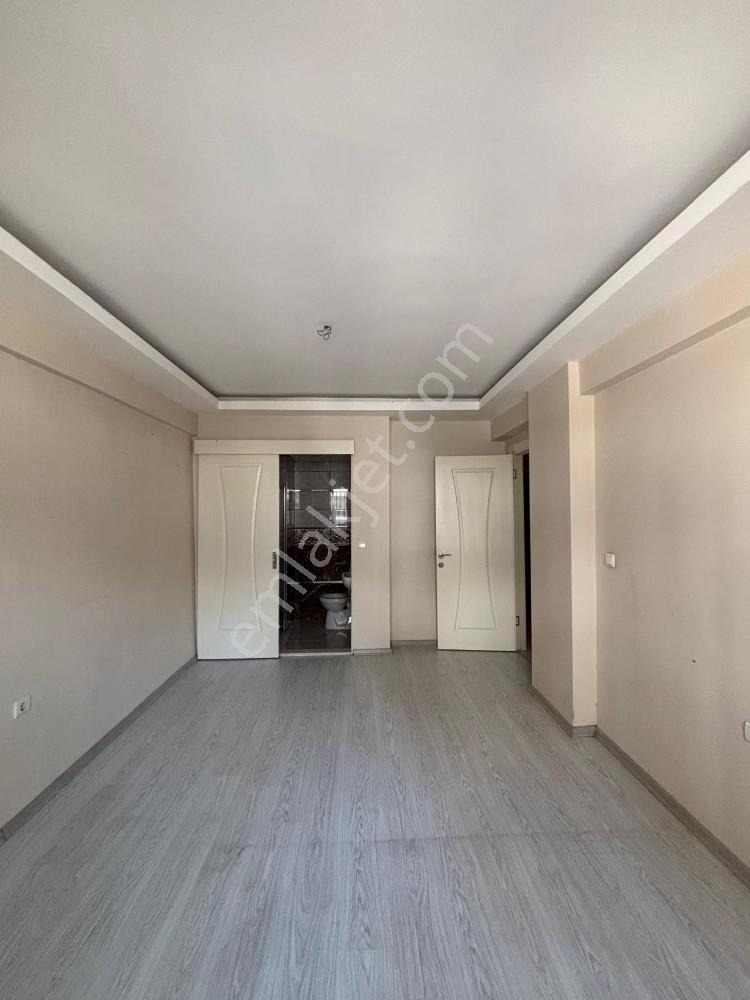 İzban Yakını Ebeveyn Banyolu 3+1 Kiralık Daire - Görsel 17