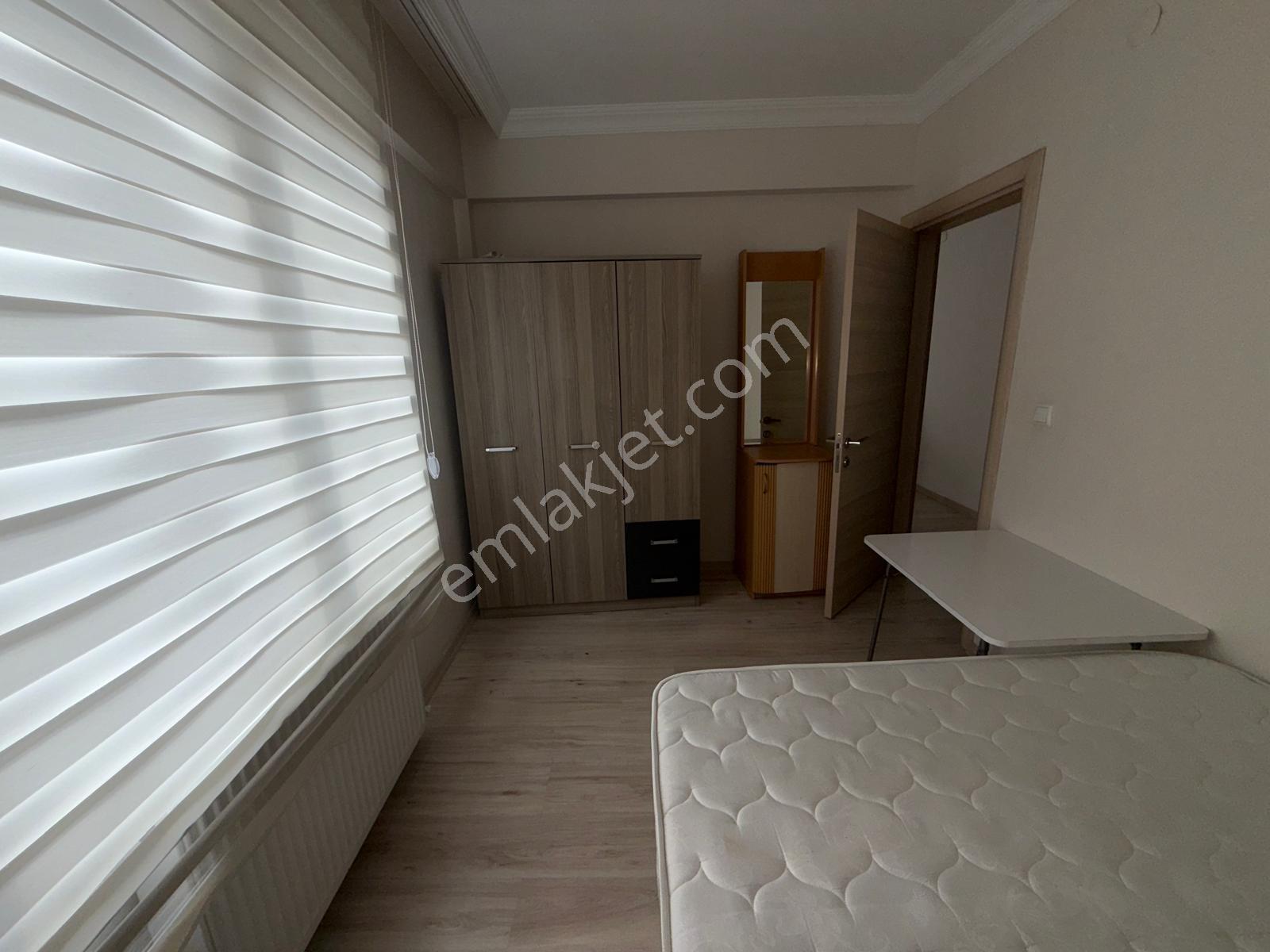 Edirne Atatürk Mahallesi Merkezi Konumda Kiralık Eşyalı 1+1 - Görsel 4