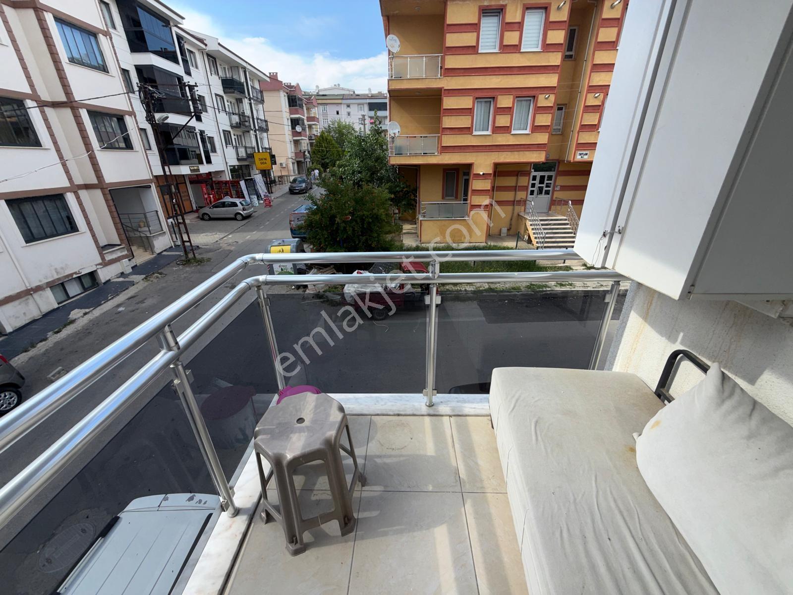 Edirne Atatürk Mahallesi Merkezi Konumda Kiralık Eşyalı 1+1 - Görsel 11