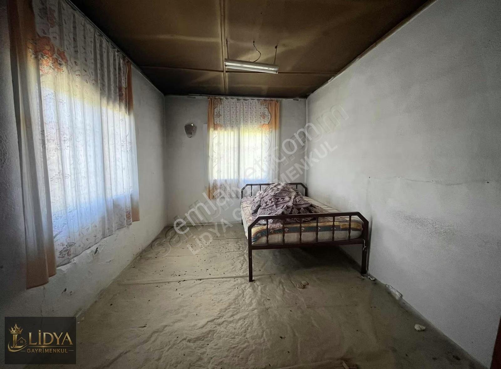 Güzeloluk'ta 4.200 M2 Arsa Ve 2 Katlı Satılık Müstakil Taş Ev - Görsel 16