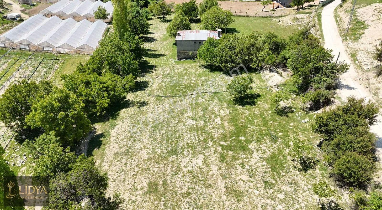 Güzeloluk'ta 4.200 M2 Arsa Ve 2 Katlı Satılık Müstakil Taş Ev - Görsel 22