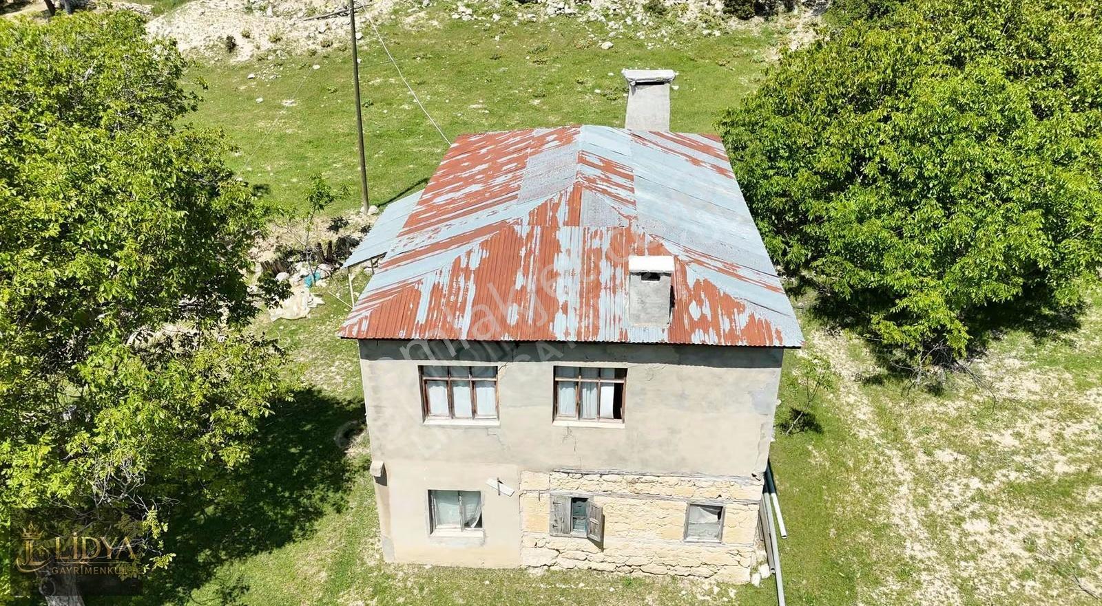 Güzeloluk'ta 4.200 M2 Arsa Ve 2 Katlı Satılık Müstakil Taş Ev - Görsel 18