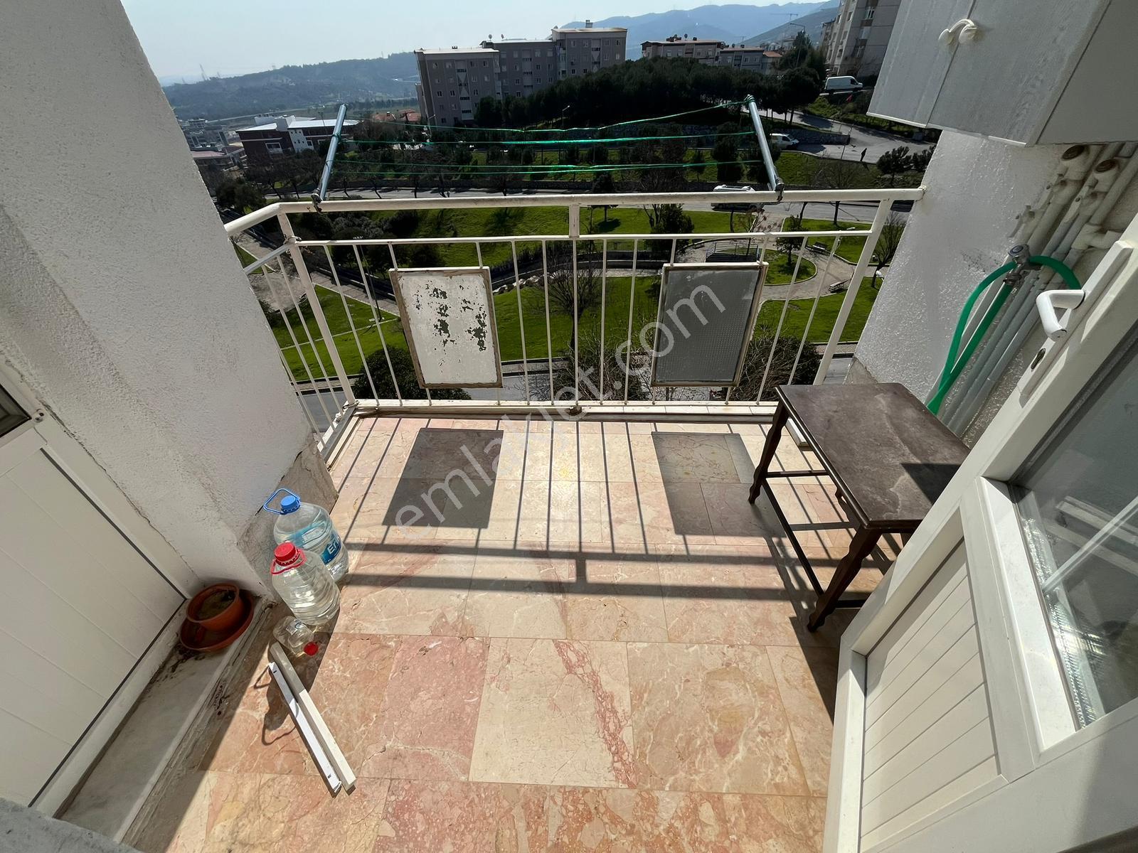 Yurtoğlunda Park Manzaralı 5. Kat Bakımlı Doğalgazlı Daire - Görsel 6