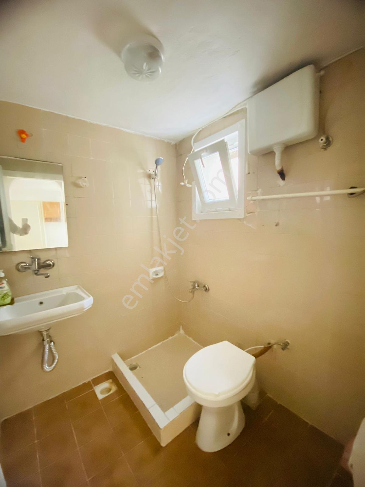 Silivri Basınkent 2 Sitesinde Kiralık 1+1 Teraslı Daire - Görsel 14