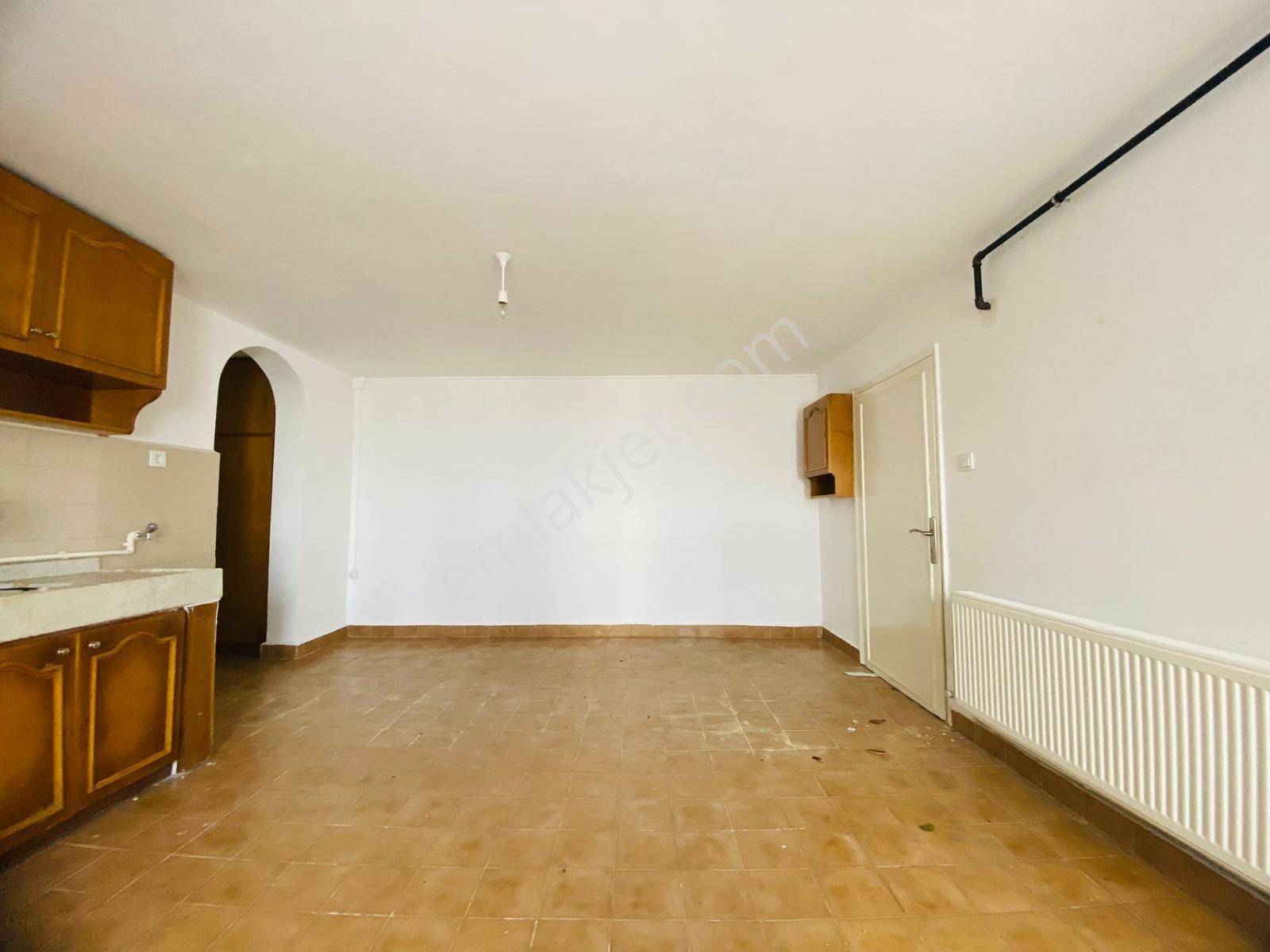 Silivri Basınkent 2 Sitesinde Kiralık 1+1 Teraslı Daire - Görsel 8