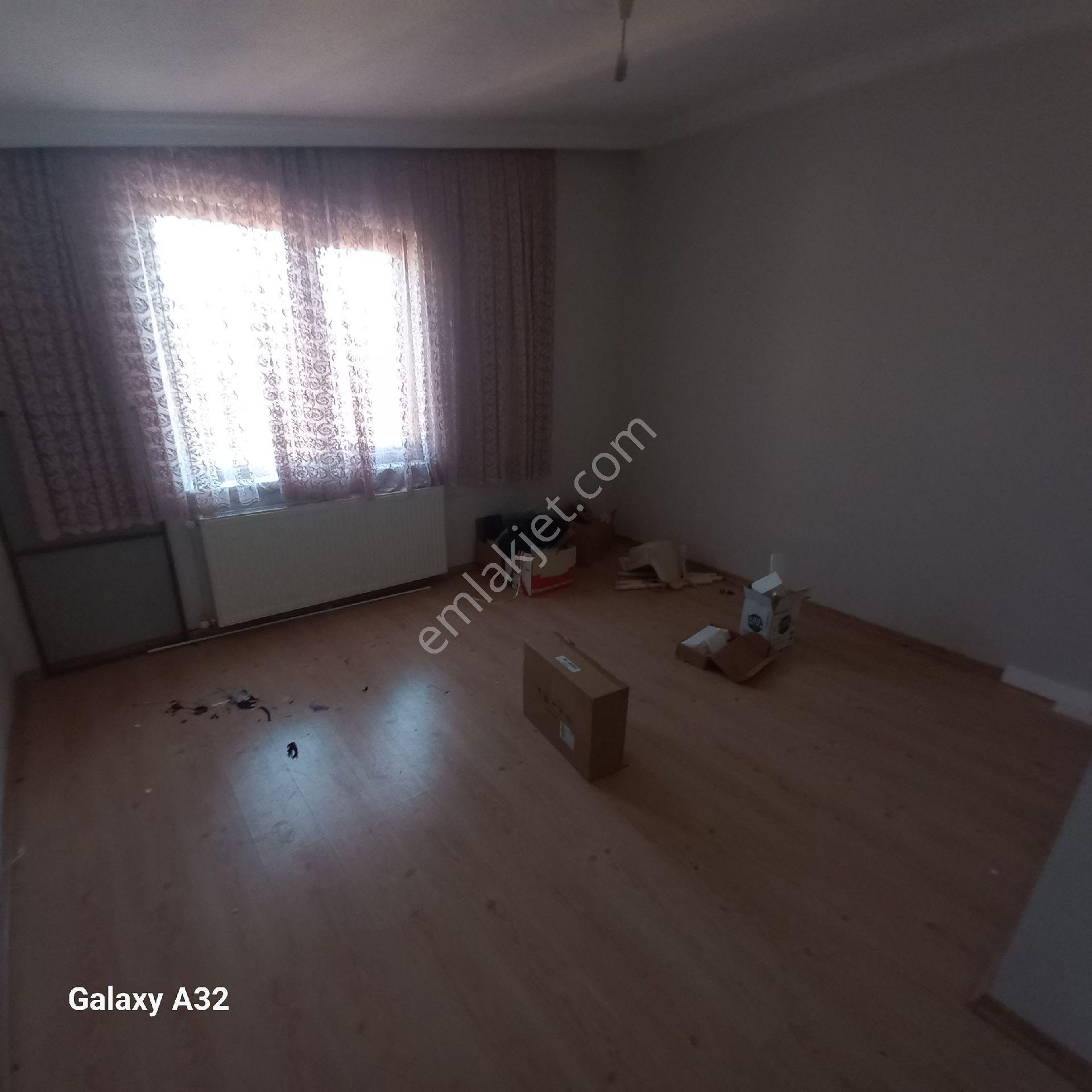 Akçayda Asansörlü Doğalgazlı Kiralık Dubleks - Görsel 32
