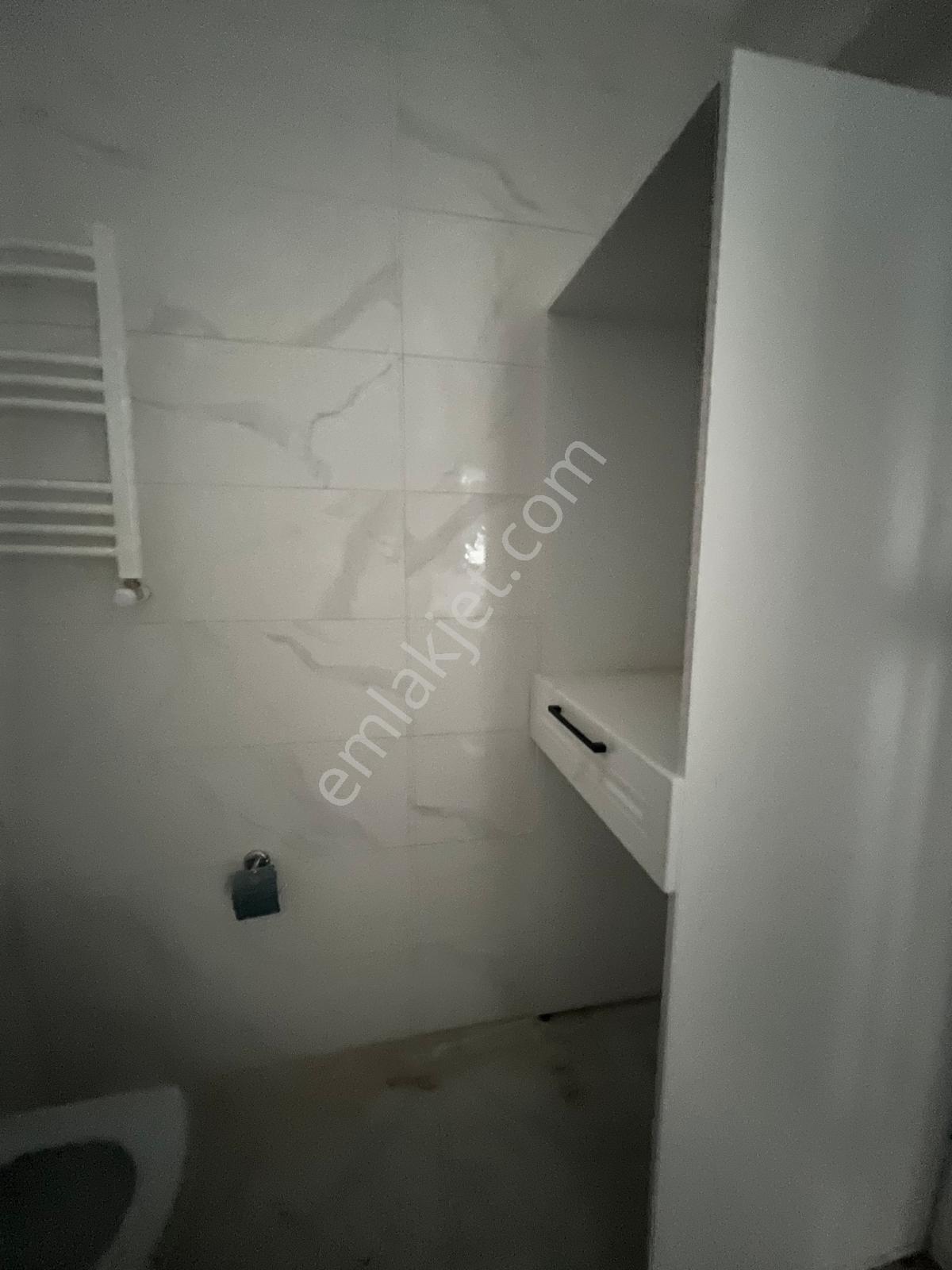 Durugöl Mahallesinde Kiralık 3+1 Ebeveyn Banyolu Ferah Daire - Görsel 9