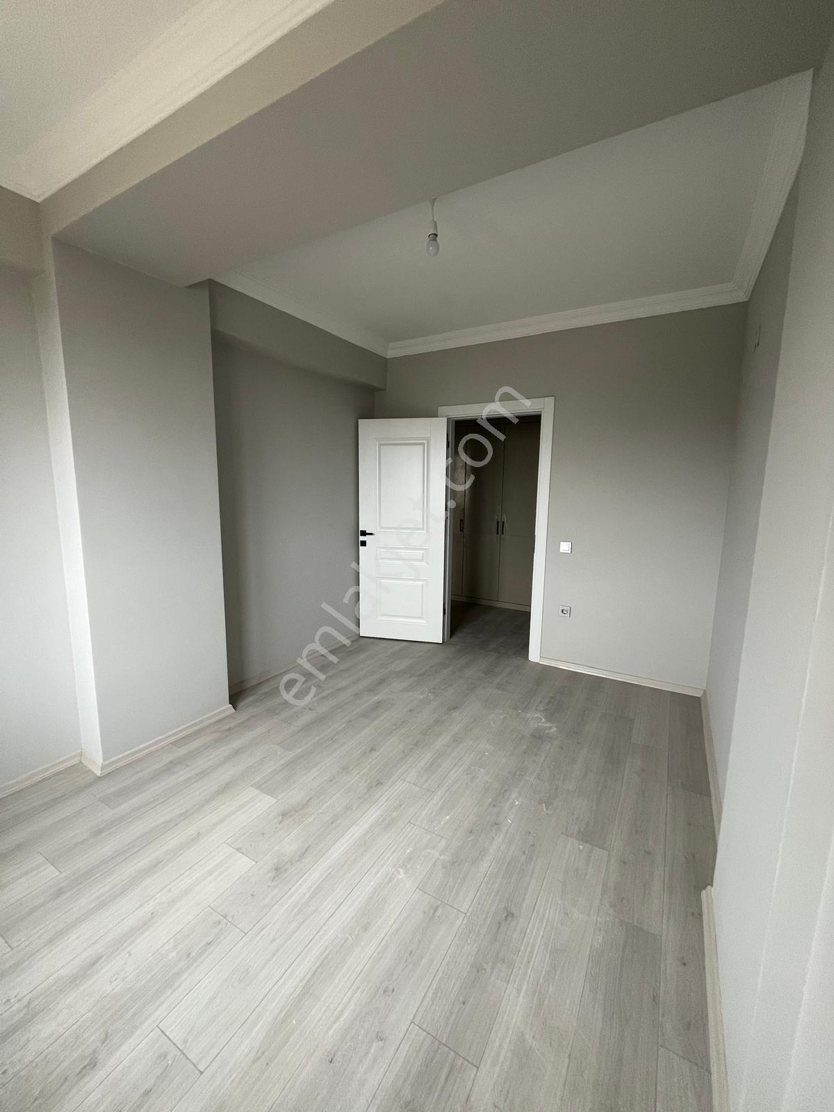 Durugöl Mahallesinde Kiralık 3+1 Ebeveyn Banyolu Ferah Daire - Görsel 6