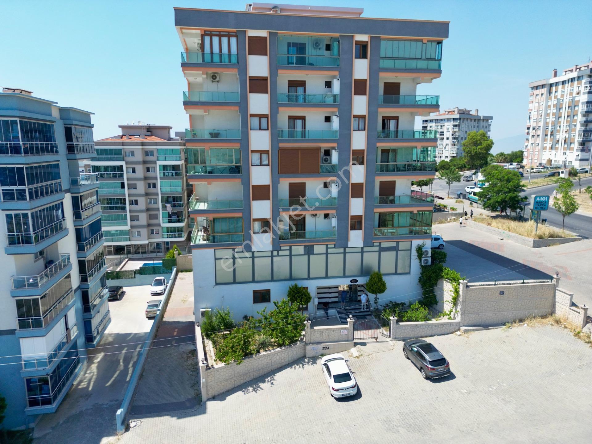 Çiğli Atatürk Mahallesi'nde Deniz Ve Dağ Manzaralı 3+1 Daire - Görsel 8