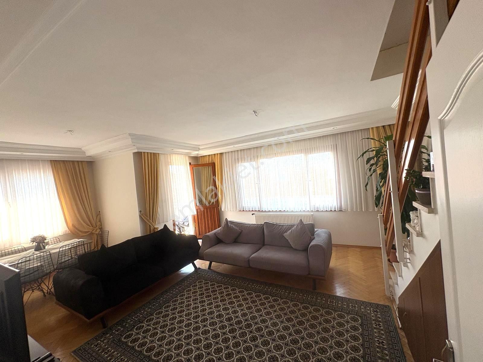 Yatırım'dan Küçükyalı Marmaraya Yakın Deniz Manzaralı 330m2 6+2 - Görsel 32
