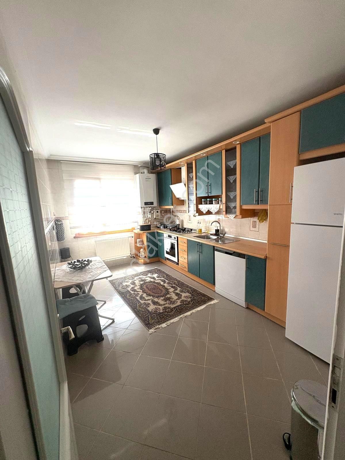 Yatırım'dan Küçükyalı Marmaraya Yakın Deniz Manzaralı 330m2 6+2 - Görsel 33