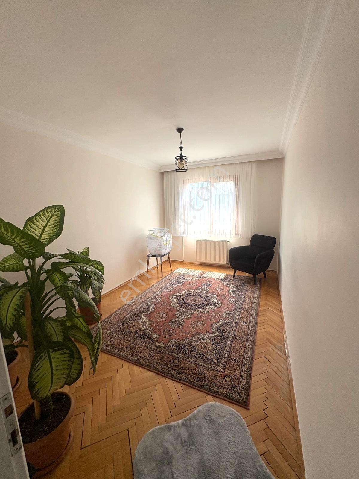 Yatırım'dan Küçükyalı Marmaraya Yakın Deniz Manzaralı 330m2 6+2 - Görsel 15